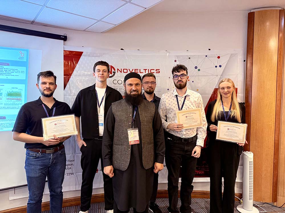 Artificial-Intelligence-Conference-Poster-Award-Presentation