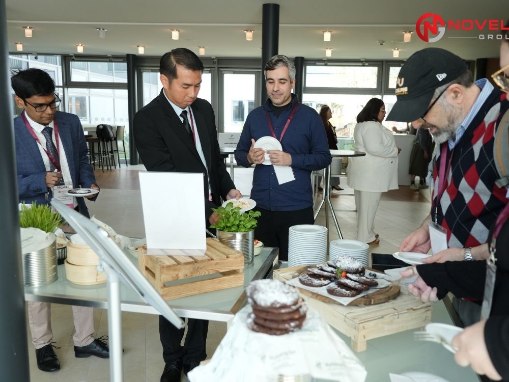 Participants networking during coffee break at Autism Research Conference Germany 2026