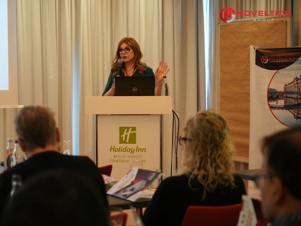 Keynote speaker Magdalena Cubala Kucharska presenting at autism research conference grmany noveltics