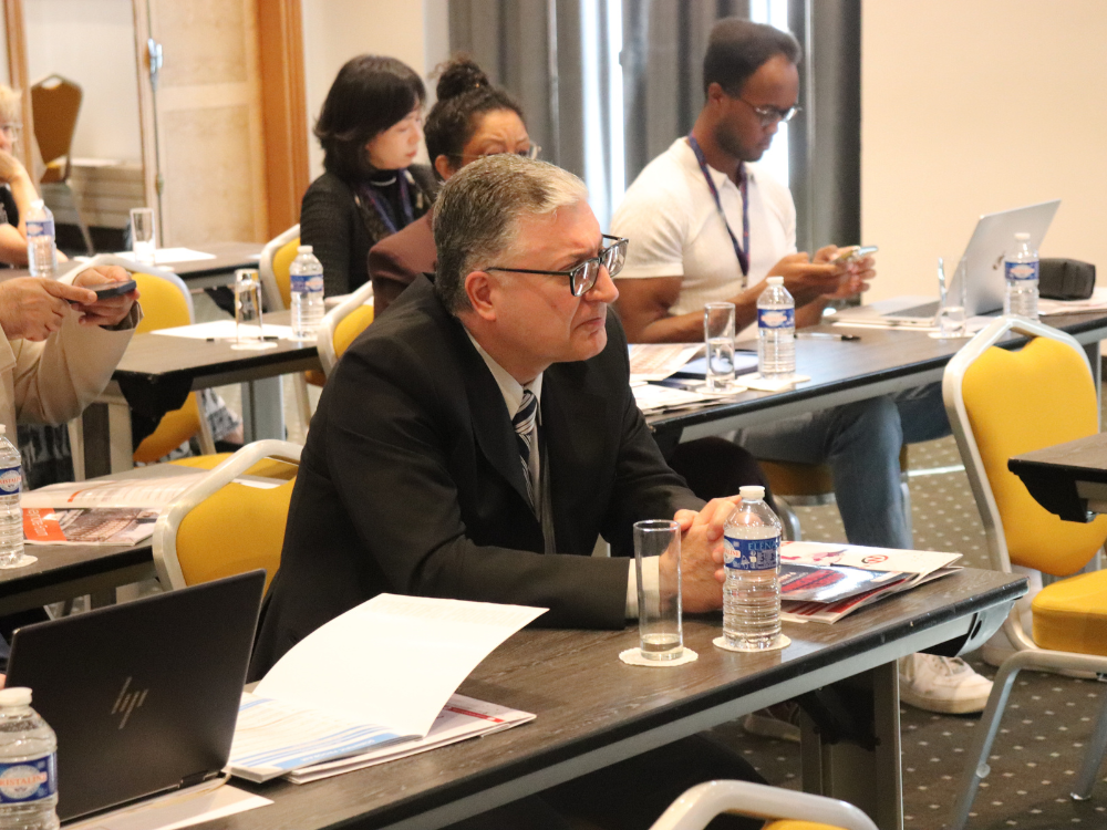 Farsad Afshinnia Gynecology Conference Speaker Noveltics Group