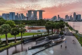 Marina-Bay-Sands-waterfront-area.